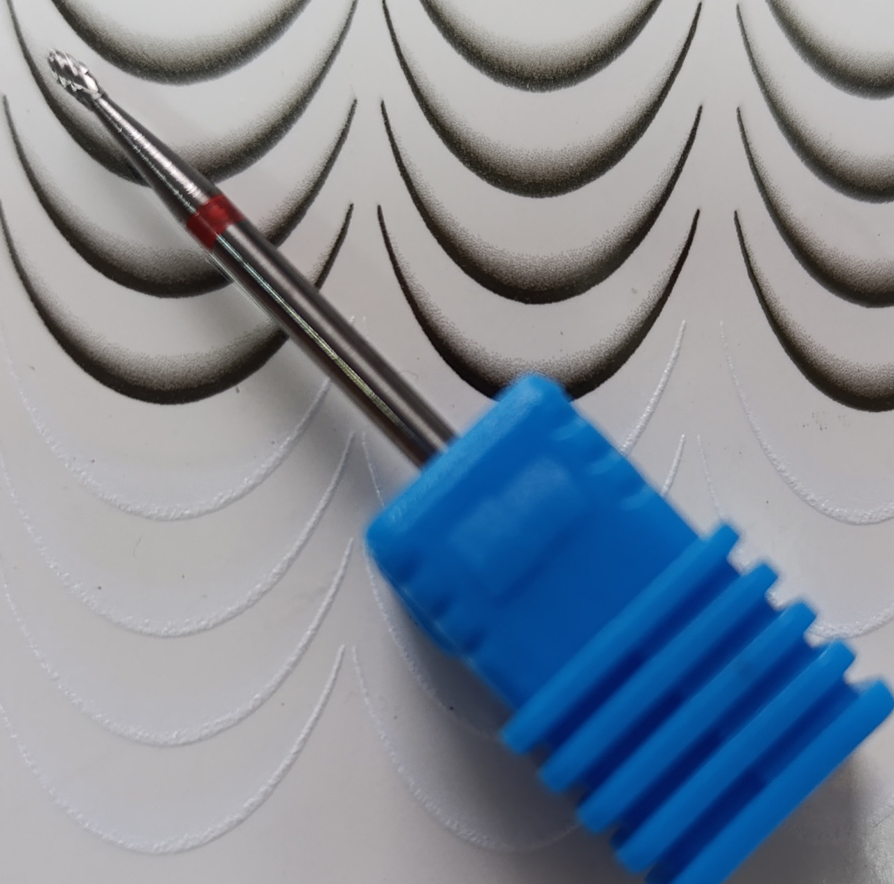 Твердосплавна фреза для фрезера ТВЗ червона крапля нирка Н0103L Насадка для фрезера