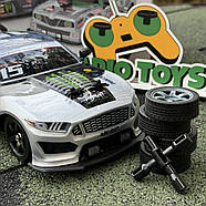 Дрифтова машинка з парою на радіоуправлінні Ford Mustang Silver GT500 1:16 4WD | Машинка для дрифту на пульті | Дрифт машина, фото 4