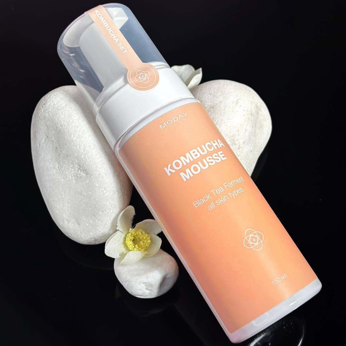 Очищаючий мус для обличчя MODAY Kombucha Cleansing Mousse з екстрактом комбучі, альпійської верби 150 мл, фото 1