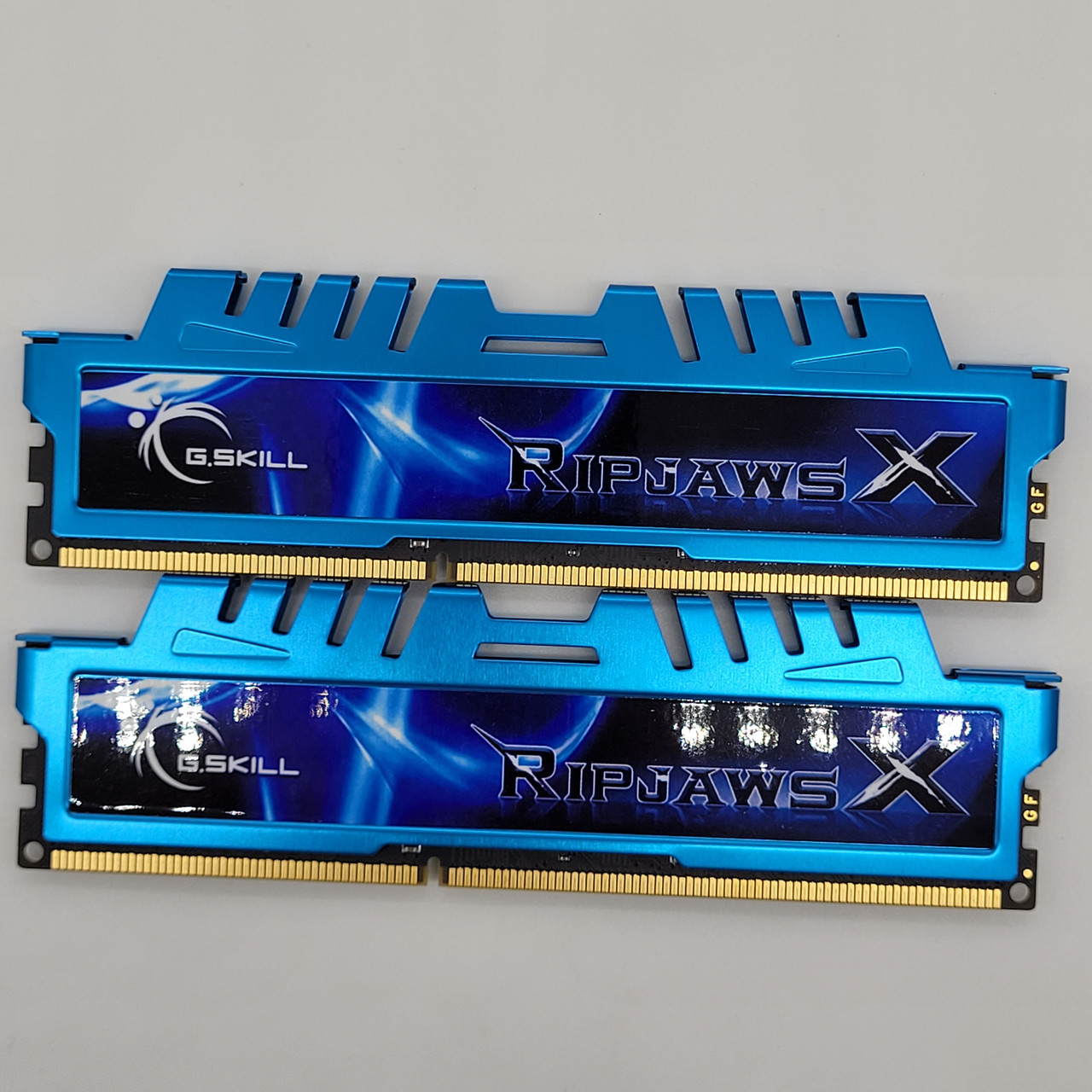 Пара оперативної пам'яті G.Skill RipjawsX DDR3 16Gb (2x8Gb) 1866MHz 14900U 2R8 CL9 (F3-1866C9D-16GXM) Б/В