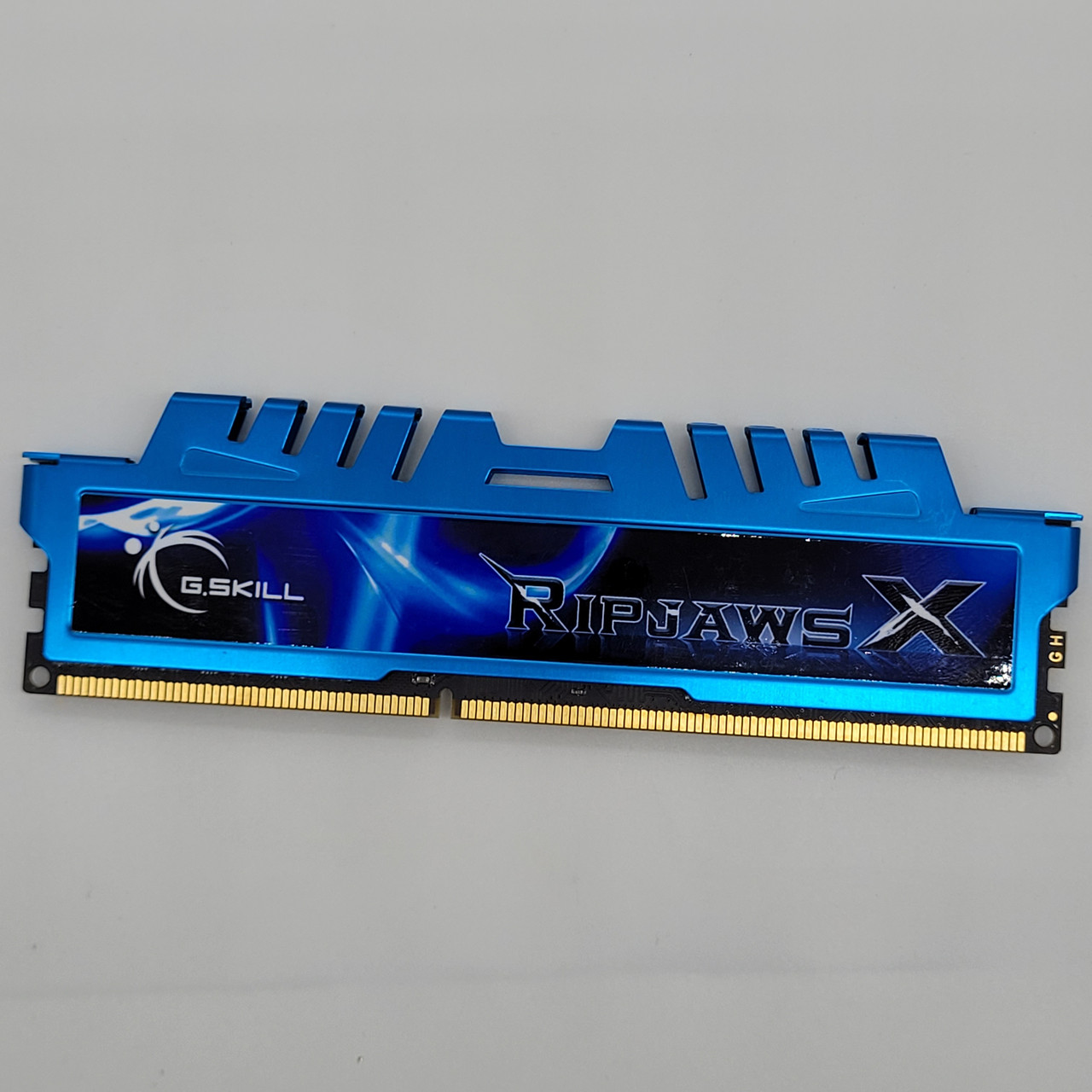 Оперативна пам'ять G.Skill RipjawsX DDR3 8Gb 1600MHz PC3-12800U 2R8 CL9 (F3-1600C9Q-32GXM) Б/В