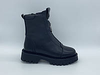 Зимові черевики на товстій підошві Farinni. Маленькі розміри: 35.