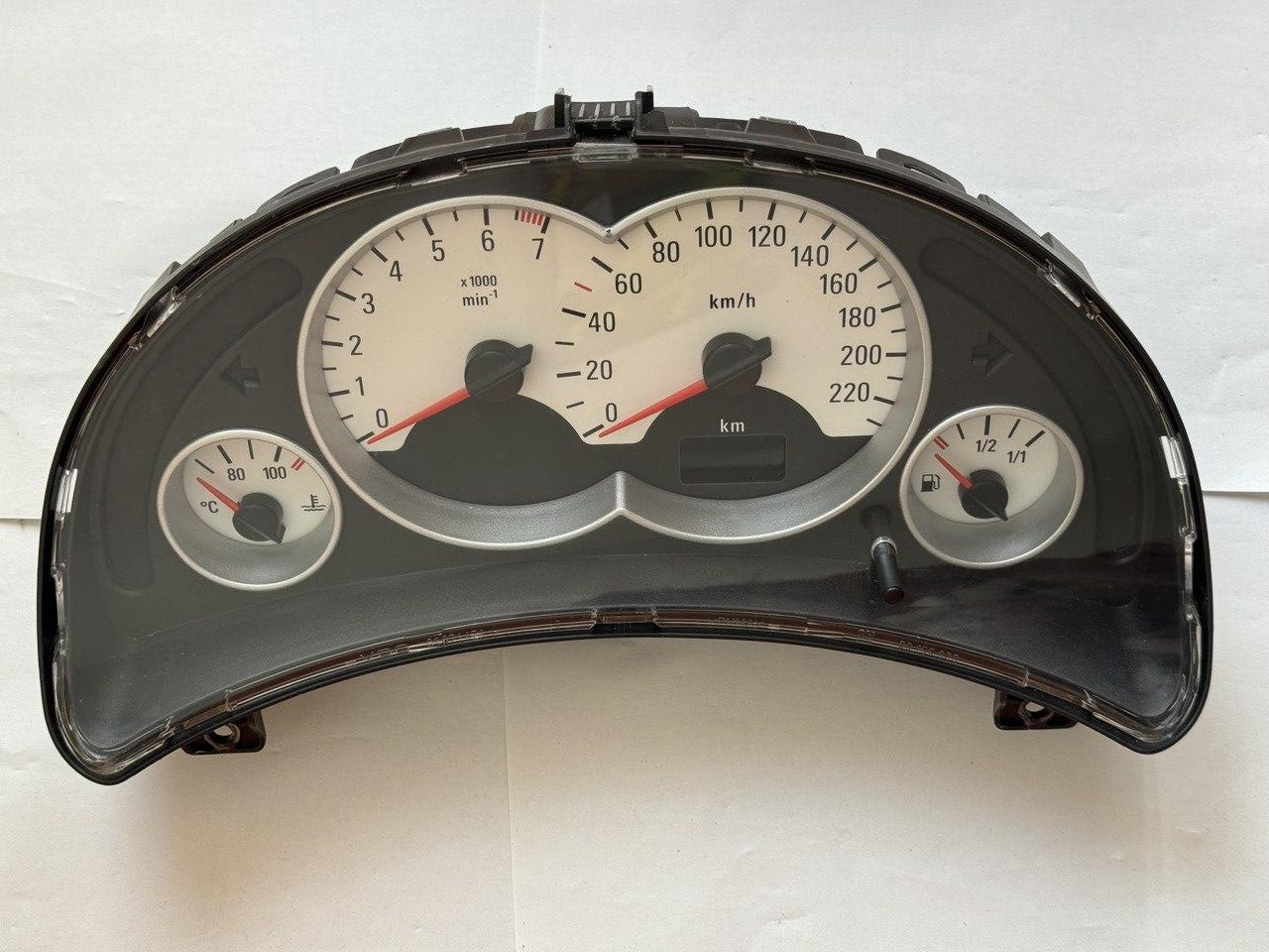 Панель приладів GM 88 311 302 / 88311302 / 13173357WL, фото 1