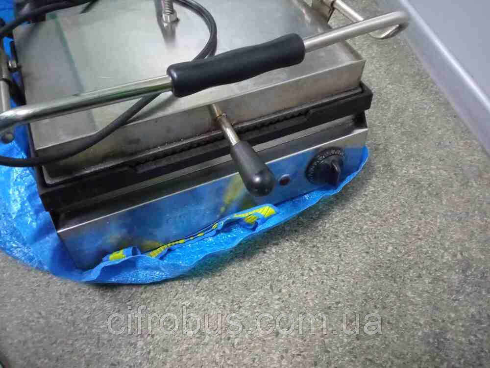 Електричний гриль шашличниця Б/У Uret STM 1, фото 1