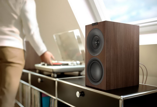 KEF Q Concerto Meta