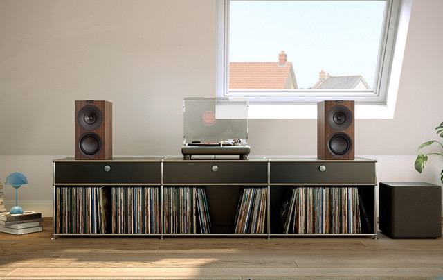 KEF Q Concerto Meta