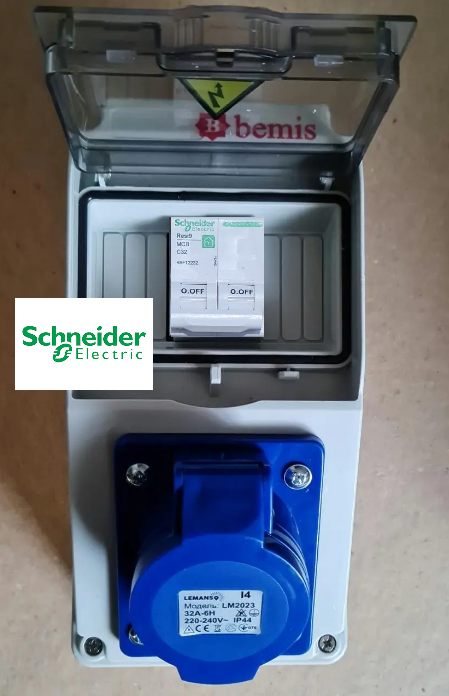 Шафа для підключення зарядного пристрою електромобіля 220В/32А/IP66 Schneider Electric
