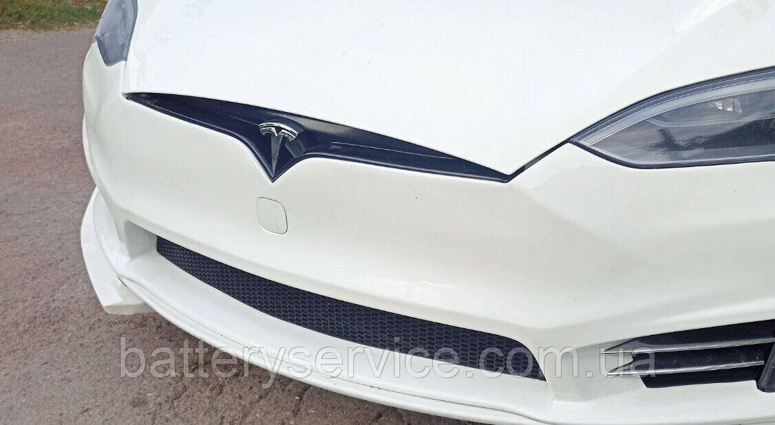 Решітка переднього бампера для Tesla Model S (2016-2020) (без логотипу)