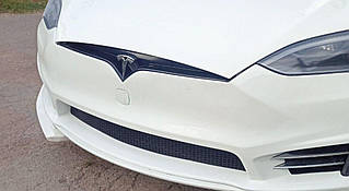 Решітка переднього бампера для Tesla Model S (2016-2020) (без логотипу)