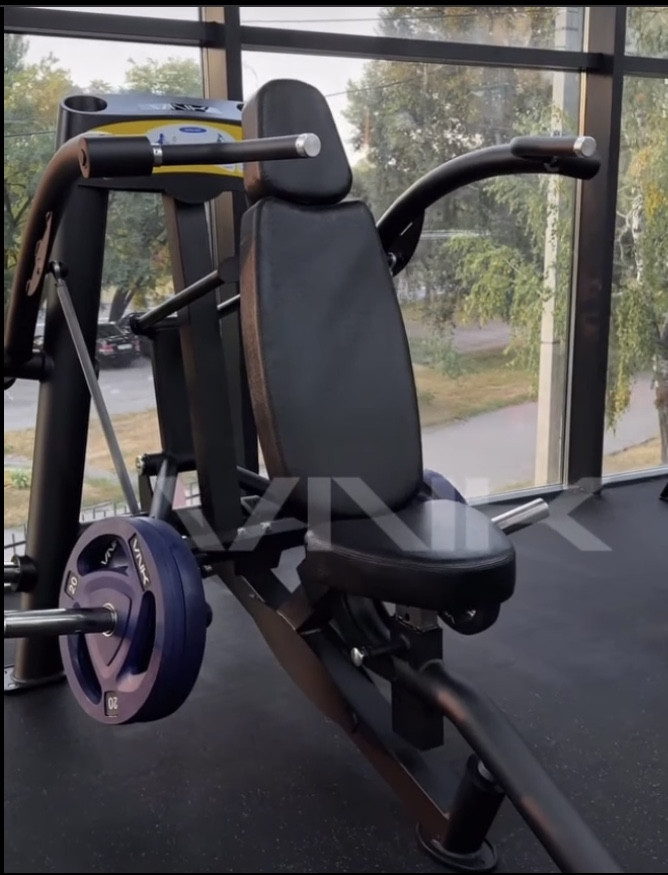 Тренажер Хаммер плечі жим горизонтальний VNK Motion для верхнього плечового пояса під кутом вгору