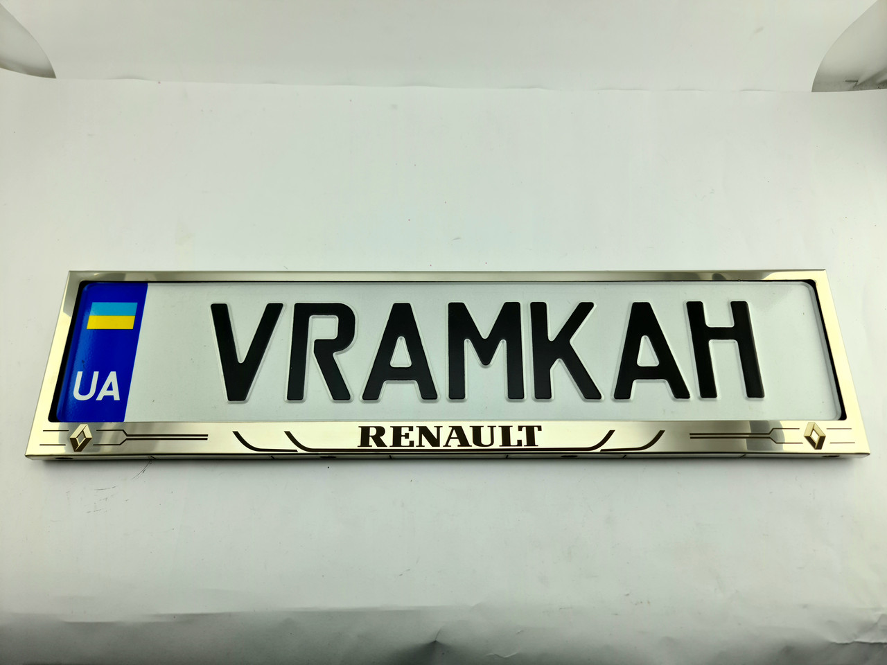 Номерна рамка для авто Renault 2