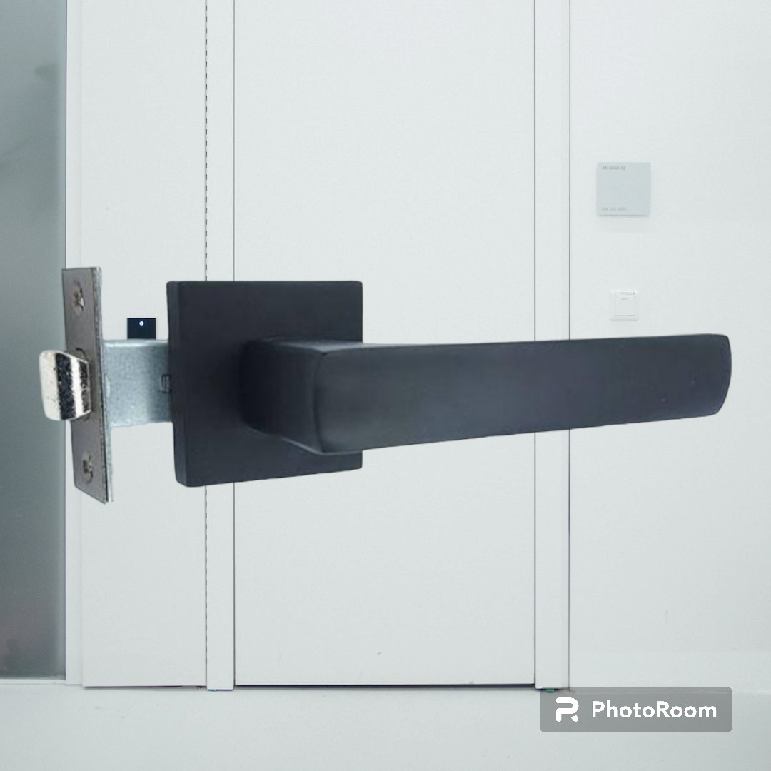 Комплект 6 Ручка на квадратній розетки TRION ЦАМ LIBERA 49 Black