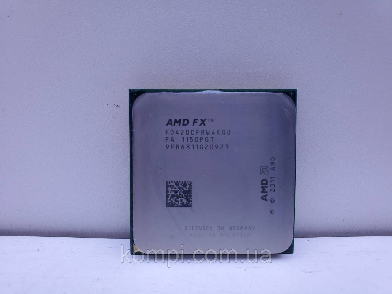 Процесор AMD FX 4200 (X4, 3.3GHz, 8MB, 2000MHz, 125w) sAM3+