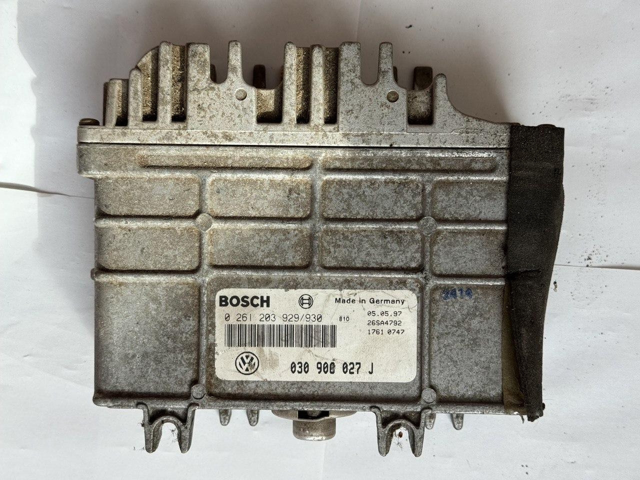 Електронний блок керування Volkswagen Bosch 030 906 027 J / 030906027J / 0 261 203 929/930 / 0261203929/930
