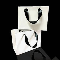 *100 шт* ОПТ Подарунковий пакет Білий з атласними ручками 240х200х90 мм