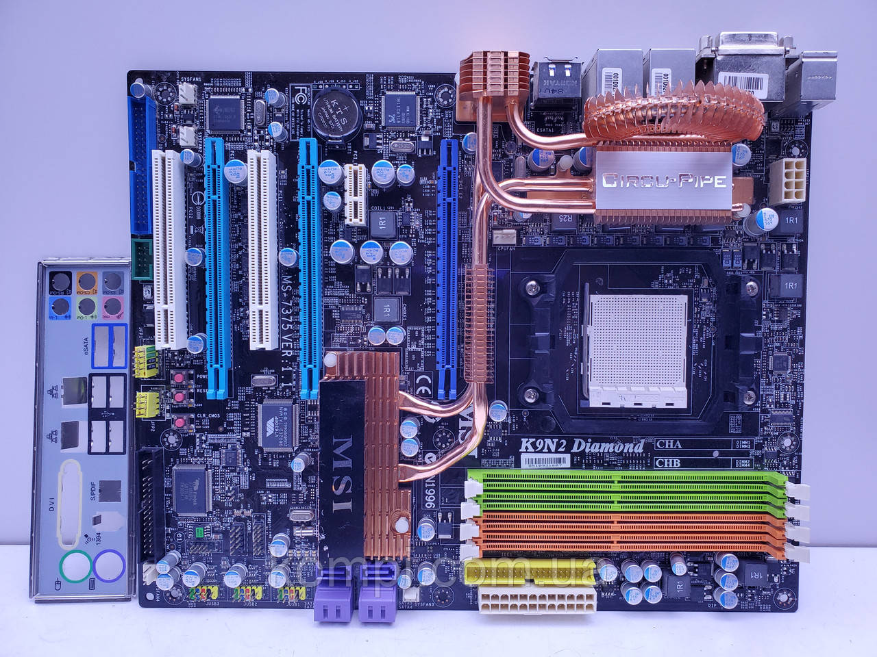 Материнська плата sAM2+ MSI K9N2 Diamond (Socket AM2+,DDR2 ,б/у)