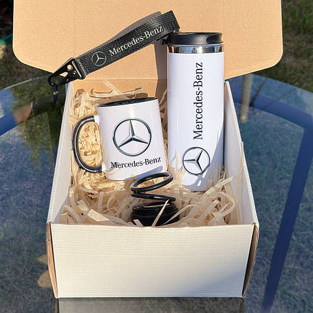 Подарункові набори з марками легкових автомобілів