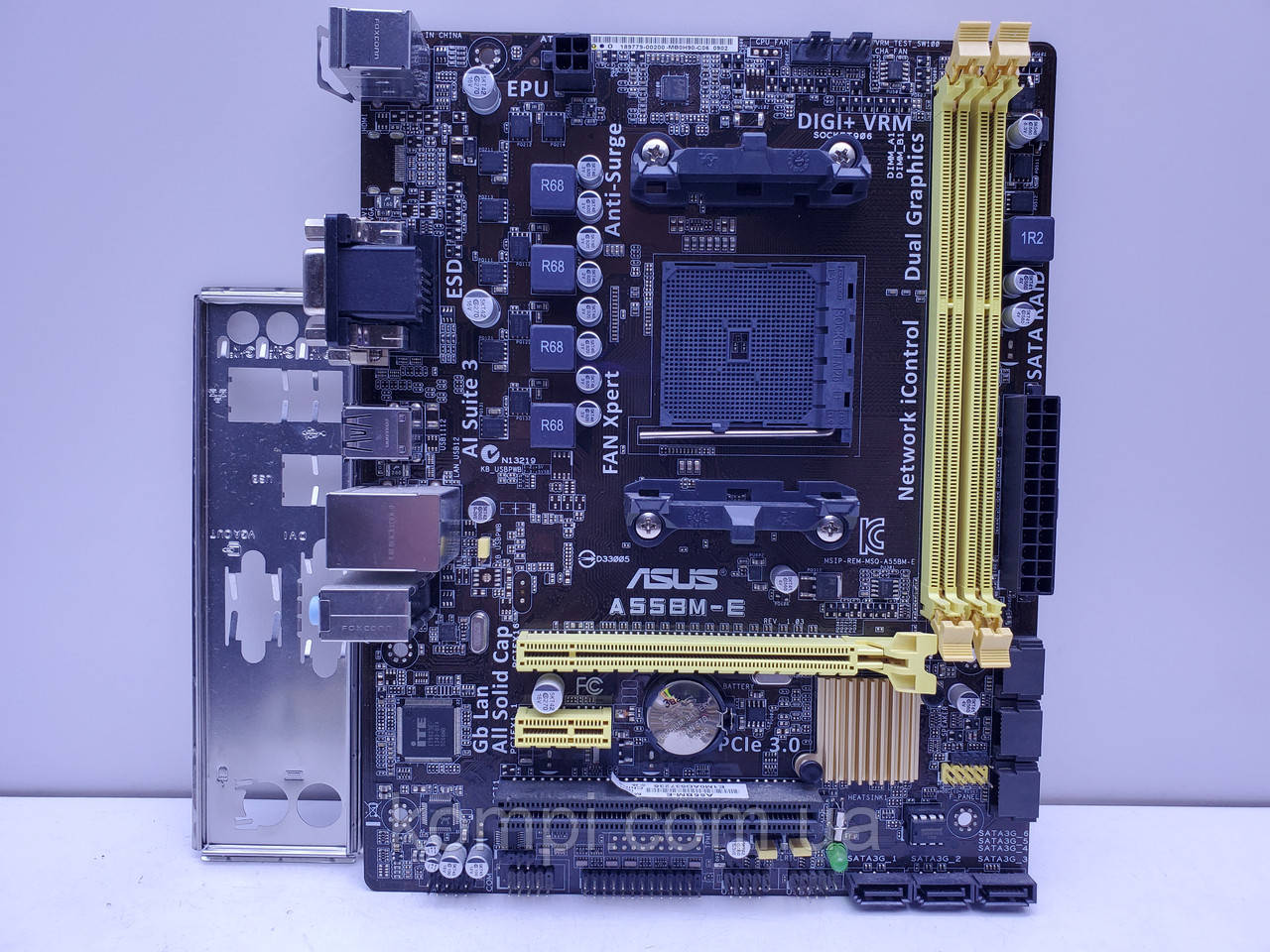 Материнська плата sFM2 ASUS A55BM-E (Socket FM2+,DDR3,б/у)