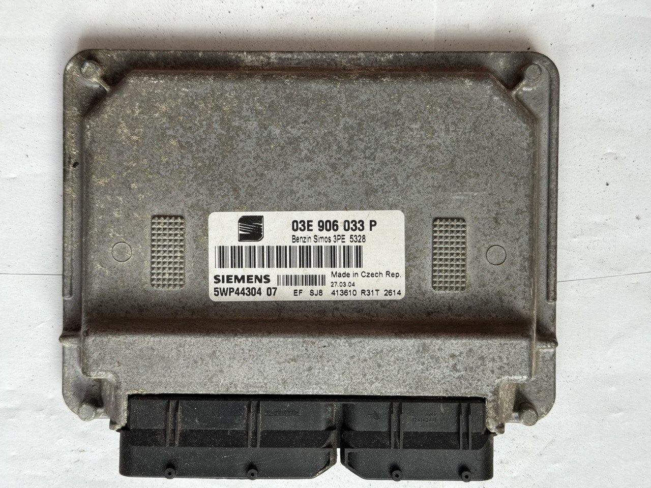 Електронний блок керування Seat Siemens 03E 906 033 P / 03E906033P / 5WP4430407