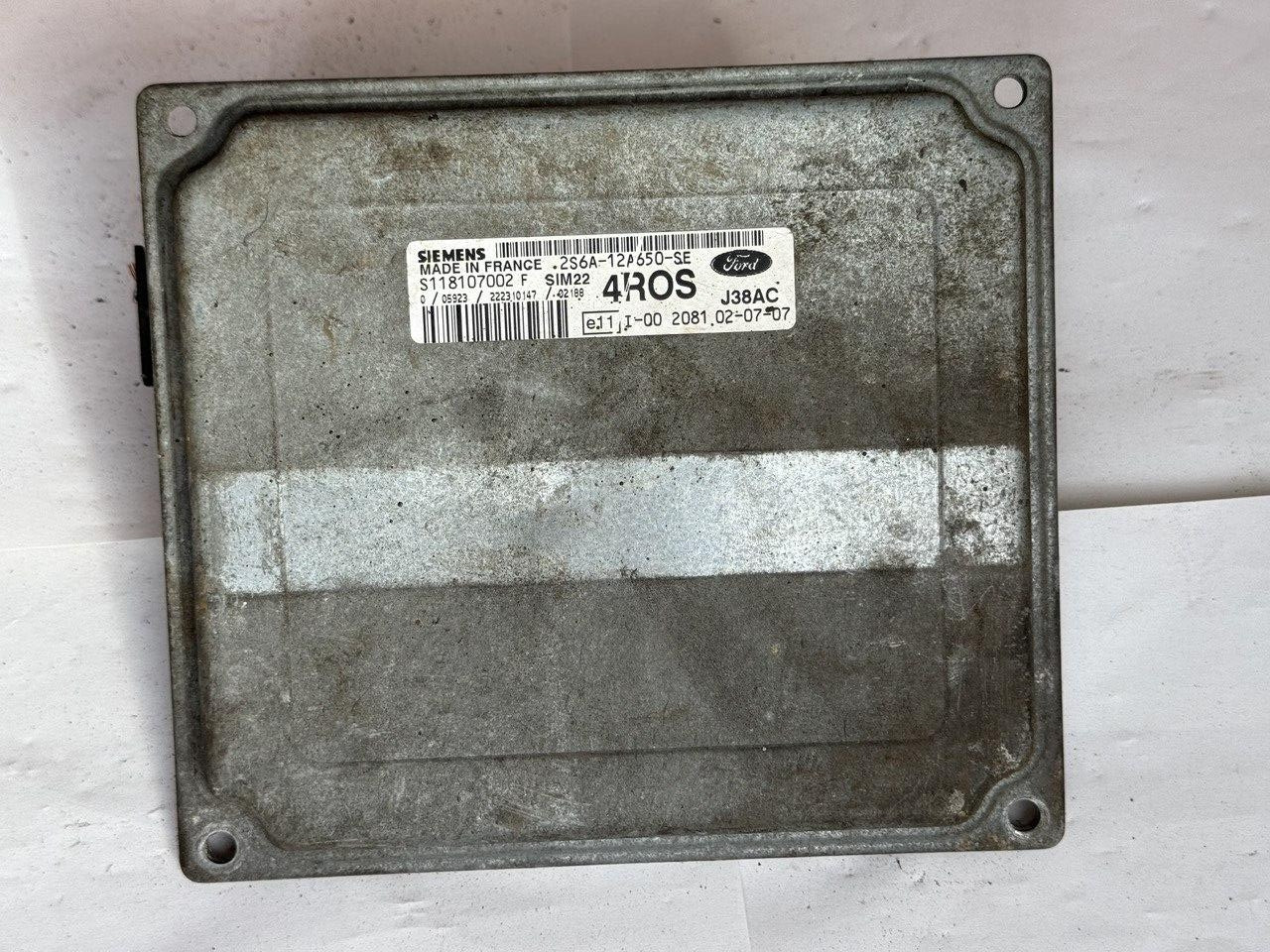 Електронний блок керування Ford Siemens 2S6A-12A650-SE / 2S6A12A650SE / S118107002F / 4R0S / J38AC