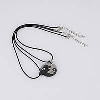 Парна підвіска собачки Інь Янь. Подвійні кулони для двох на подарунок. Красиві кулони для закоханих, фото 4