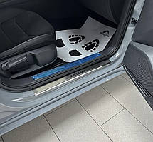 Накладки на пороги Volkswagen Arteon з 2017- (Premium)