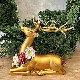 Декоративна статуетка Олень з намистом із квітів 23 см