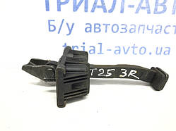 Обмежувач дверей задній правий Toyota Avensis T25 2.0 DIESEL 1CDFTV 2003 (б/в)