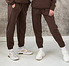 Жіночі зимові спортивні штани коричневі на флісі на резинці, фото 2