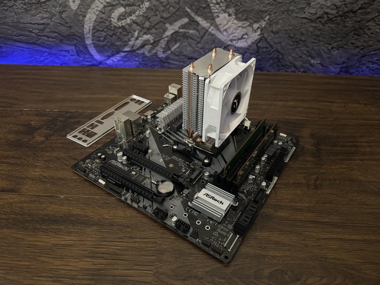 Игровой комплект Материнская плата Asrock + AMD Ryzen 5 2600 + 16GB ...