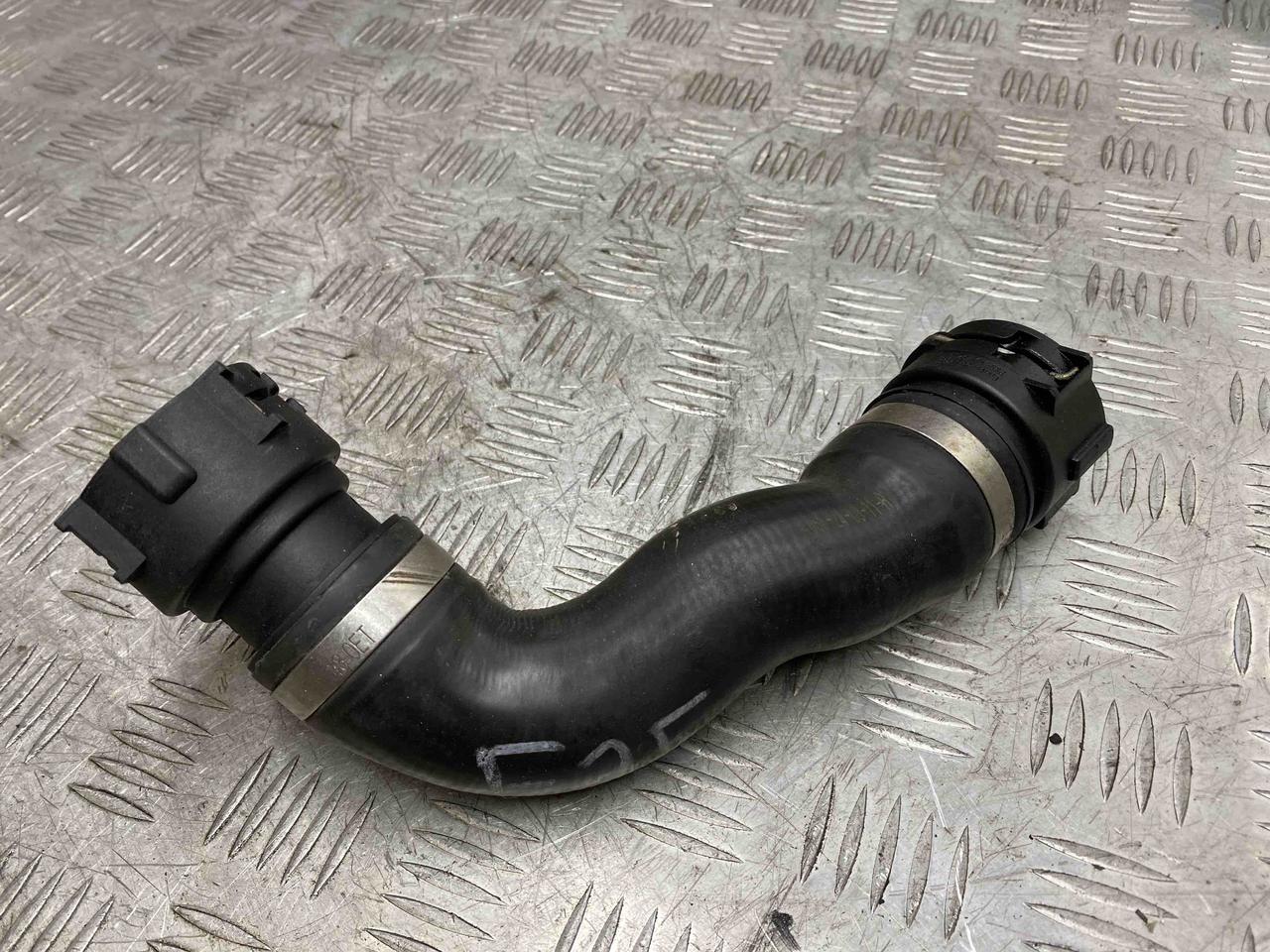 Б/В Патрубок охолодження BMW X3 F25 17128571606, фото 1