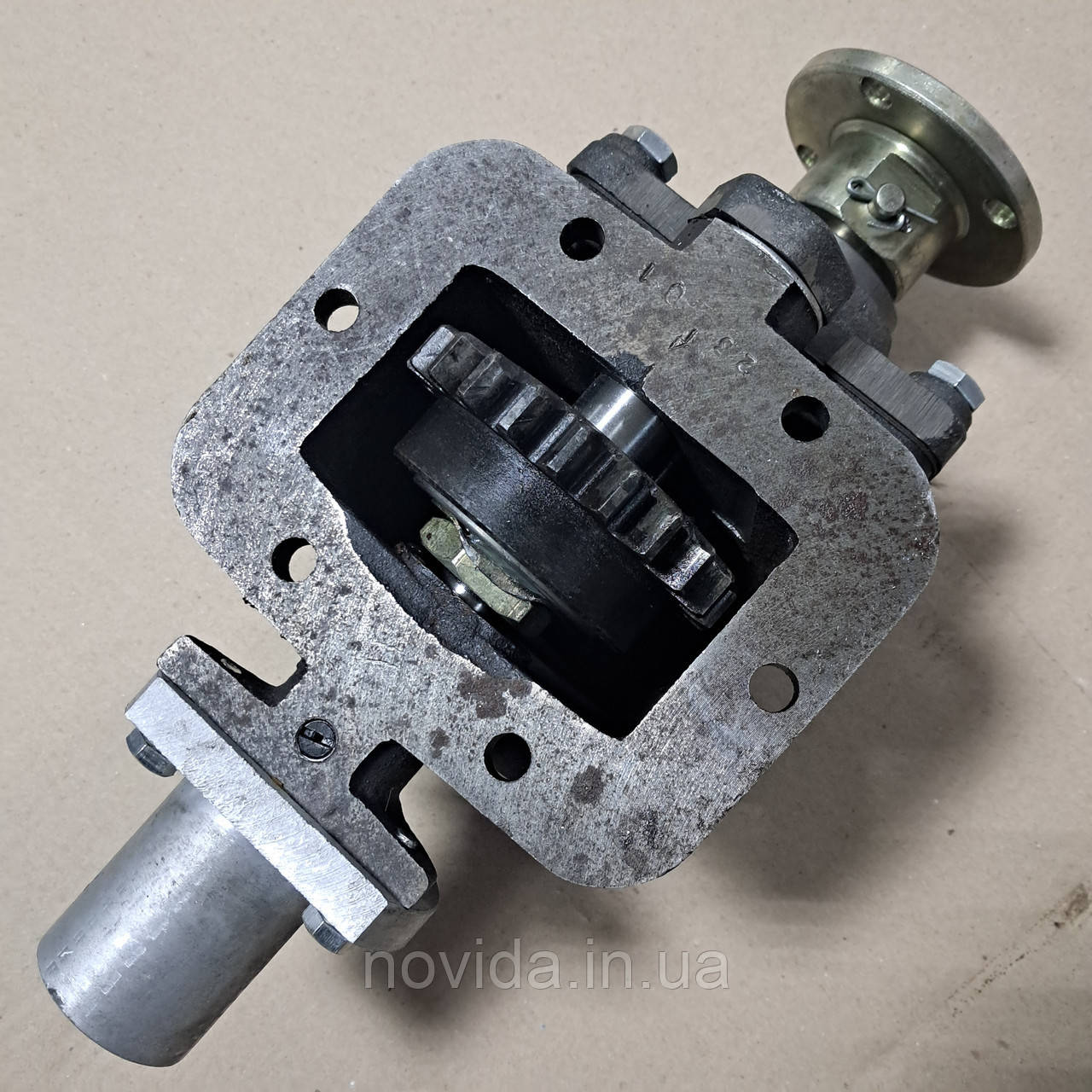 Коробка відбору потужності КАМАЗ КОМ бензовоз АТЗ-8,7-5320