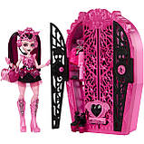 Monster High Draculaura HXH84 Лялька Монстр Хай Дракулаура Шафа з секретами, фото 3