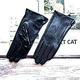 Чорні жіночі рукавички із натуральної шкіри. Перчатки із якісної м'якої шкіри. Натуральна вовняна підкладка, фото 2