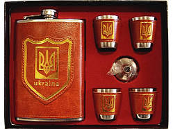 🔥Чоловічий подарунковий набір "Україна": фляга 270 мл з гербом, 4 стопки, лійка, в коробці F5-883 Червоний