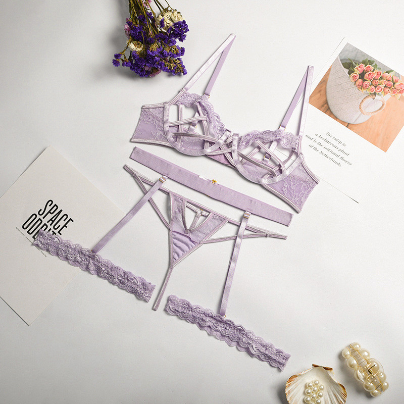 Мереживна нижня білизна