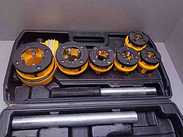 Різьбарвний інструмент