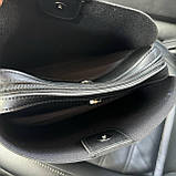 Стильна сумка на плече стиль Guess чорна, якісна сумочка для дівчат Гесс, фото 4