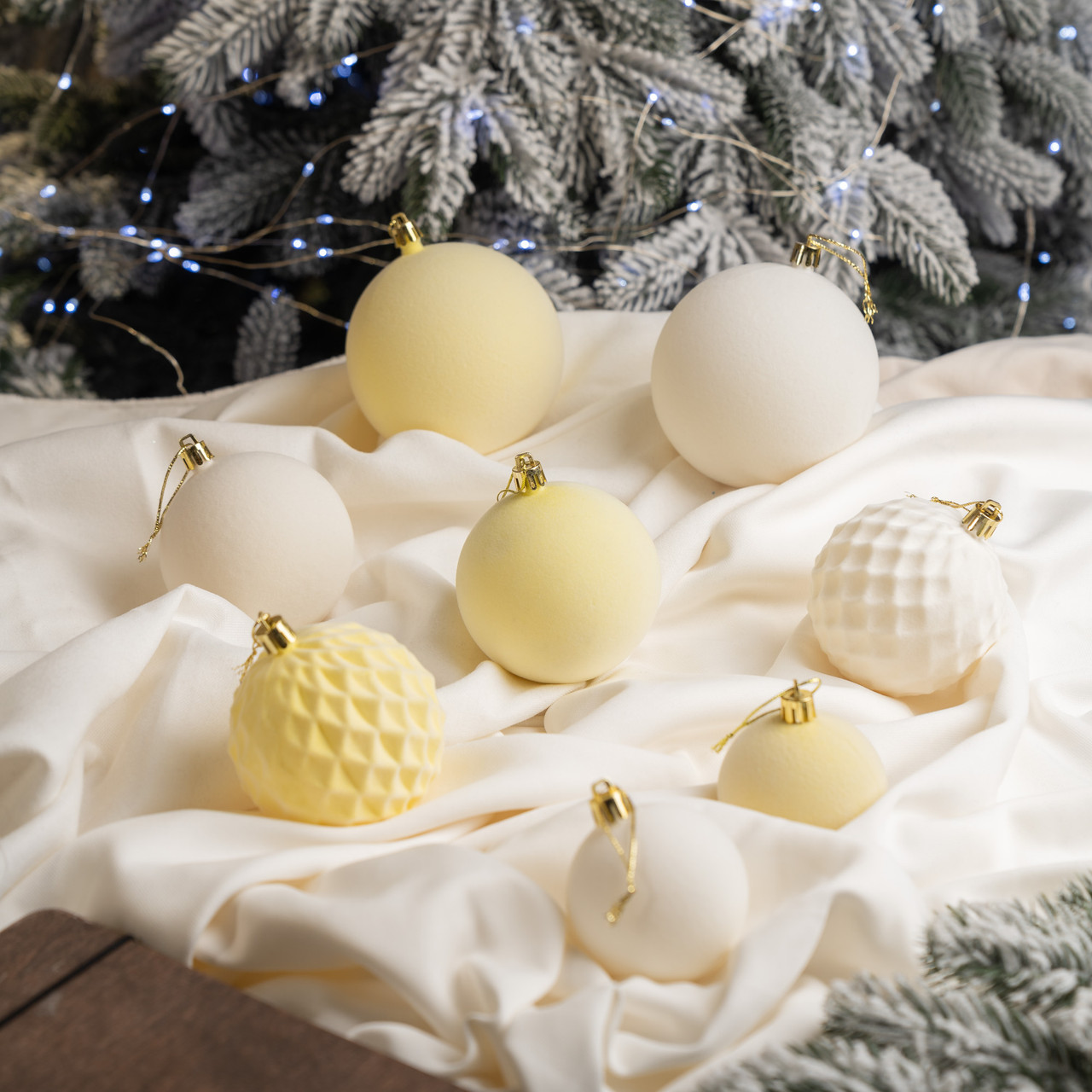 40 новорічних куль ялинковий набір іграшок кульок асорті жовті пластикові новорічні кульки іграшки прикраси кулі пластик на ялинку