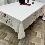 Скатертина вишита "Польові квіти" (2,20м.*1,45м.)
