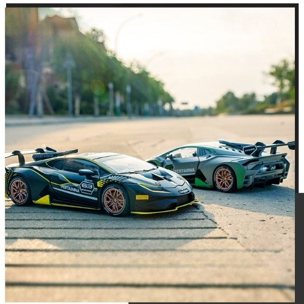Гоночна інерційна модель машинка Lamborghini Huracan Колекційний суперкар деталізація звук світло 2 кольори
