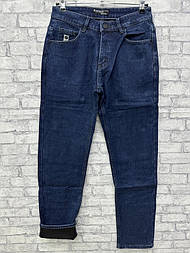 Чоловічі утеплені прямого крою джинси в синьому кольорі