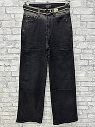 Жіночі джинси кльош у чорному кольорі 29-го розміру