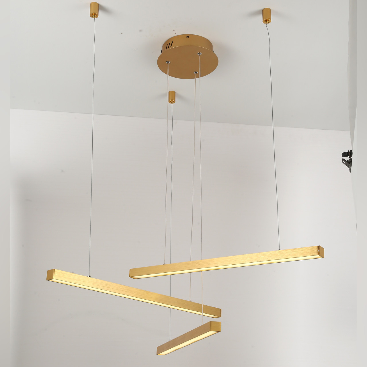 Золота світлодіодна підвісна люстра "Line" 60см 10W (918-LP457-3 GD 600MM)