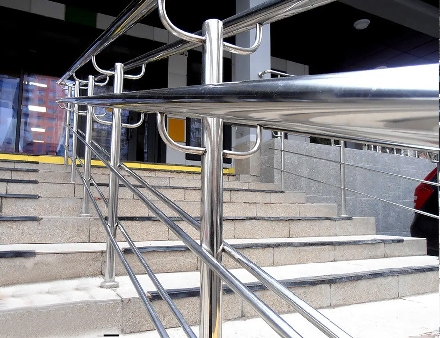 Розділювачі потоку для центрального входу, нержавійка - під замовлення в Енергодарі Запорізької області