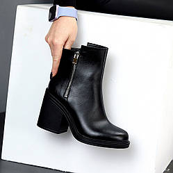 Люксові чорні ботильйони натуральна шкіра на середньому підборі