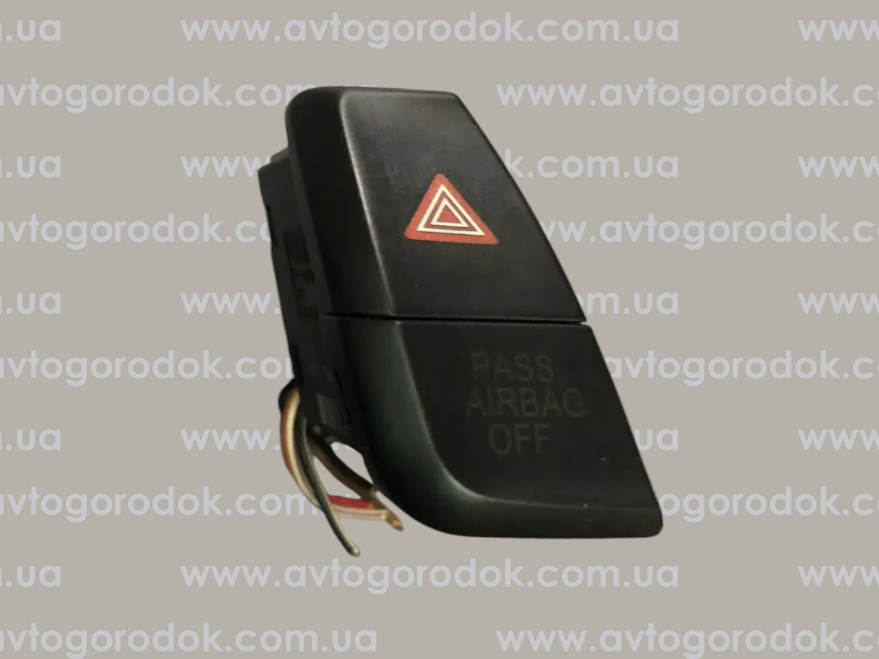 Вмикач аварійних ліхтарів Audi A4 B8