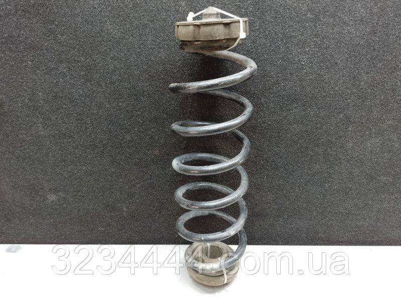 Пружина задньої підвіски Audi Q5 08-16 8R CPMB 2.0 TFSI 2015 (б/у)