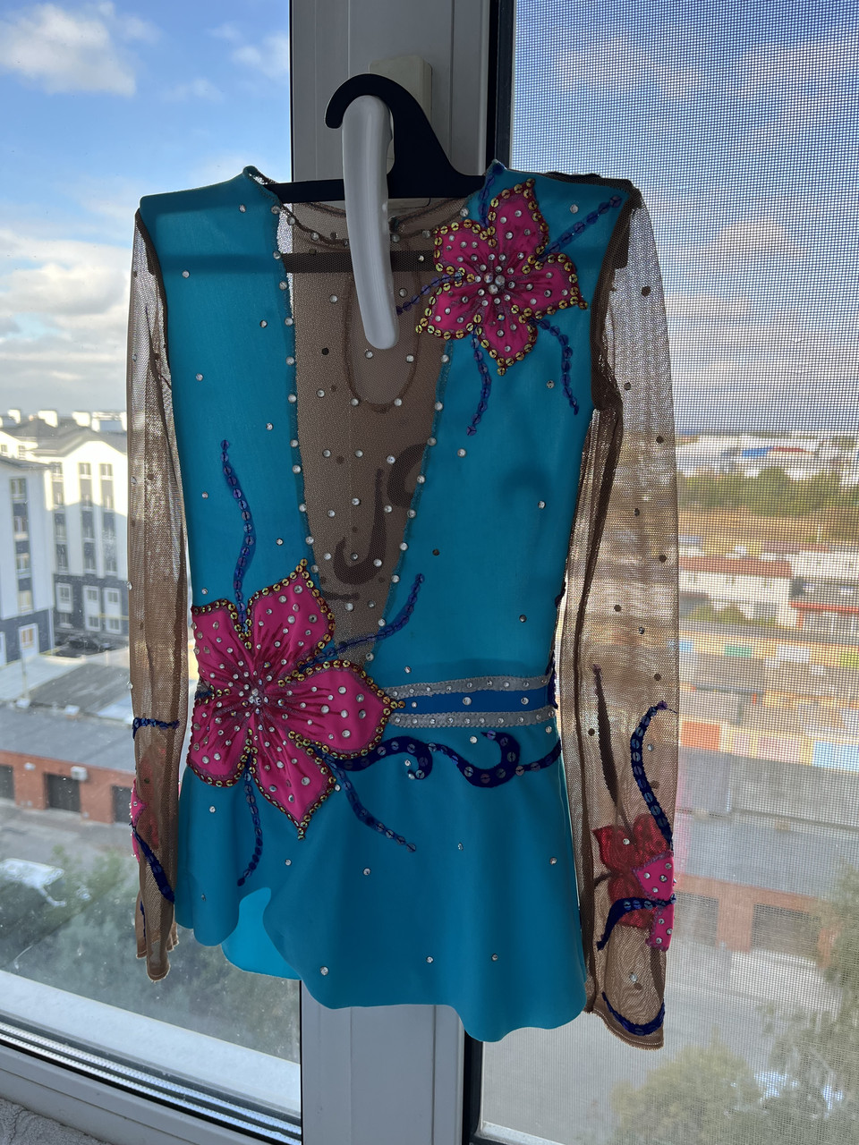 Продам купальник для худож. гимнастики на 4-5 лет в отличном состоянии, фото 1