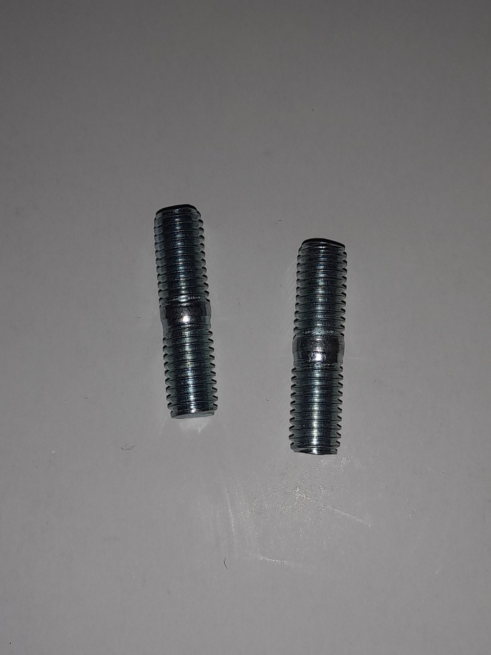 Шпилька кріплення глушника бензинового генератора 2-2.5-3 кВт, фото 1